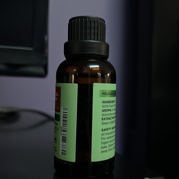 Maple Holistics Tea Tree 100% pure essential oil used twice 1 fl ounce - Picture 4 of 5